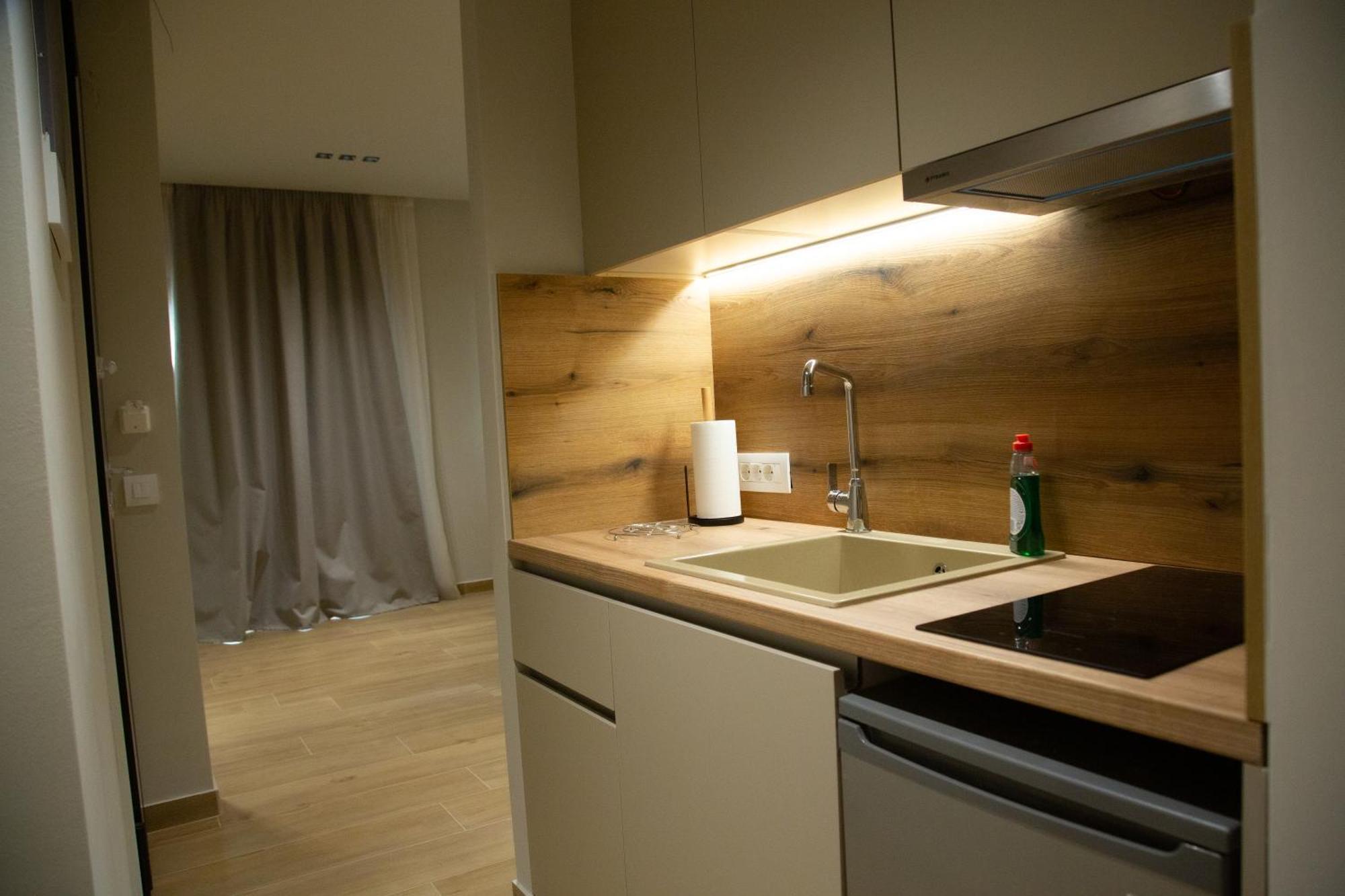 Νεακιτοσ Luxury Apartments Никити Экстерьер фото